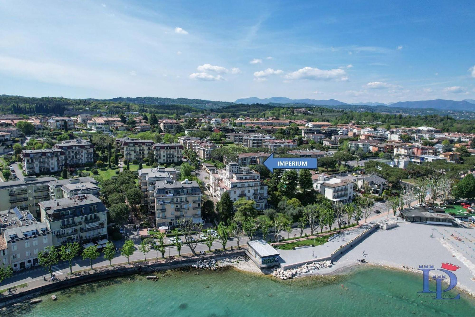 Desenzanoloft Official Partner Marriott Homes & Villas - Imperium Desenzano del Garda Kültér fotó